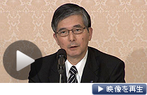 田辺三菱製薬の土屋社長は進退問題について「信頼回復果たした上で考える」と表明（26日、東京都千代田区）